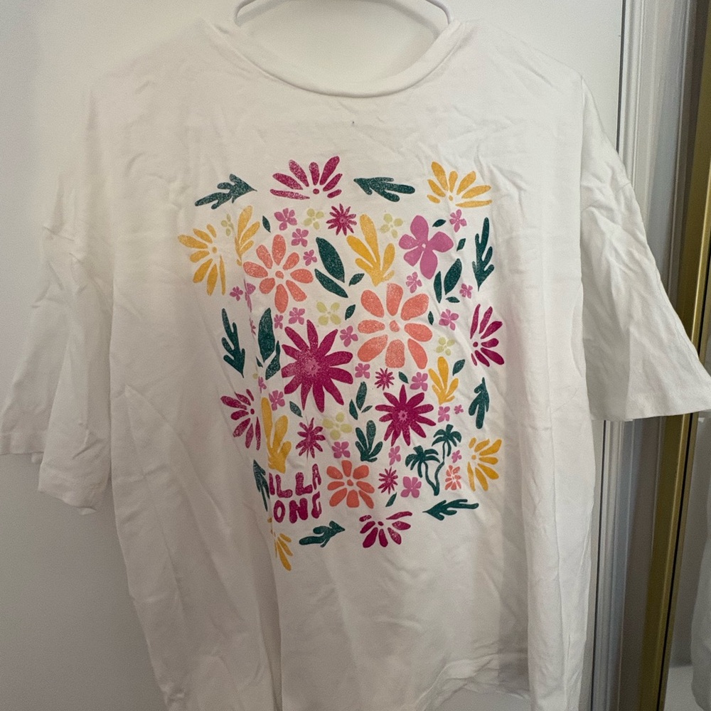 Billabong White Floral Short Sleeve Tee